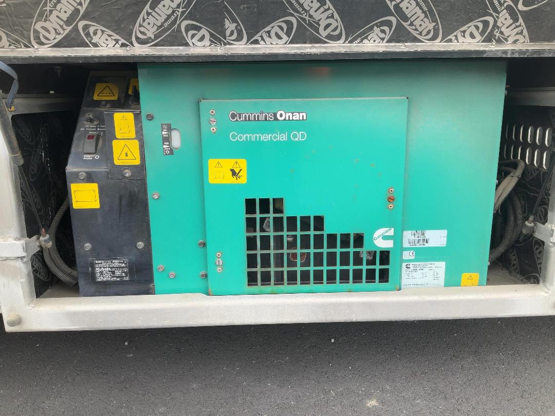 Photo '35' of Mercedes-Benz Sprinter Camper 519 CDI 4325L Box Body Photo '35' of Mercedes-Benz Sprinter Camper 519 CDI 4325L Box Body