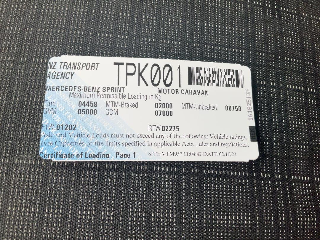 Photo '44' of Mercedes-Benz Sprinter Camper 519 CDI 4325L Box Body Photo '44' of Mercedes-Benz Sprinter Camper 519 CDI 4325L Box Body