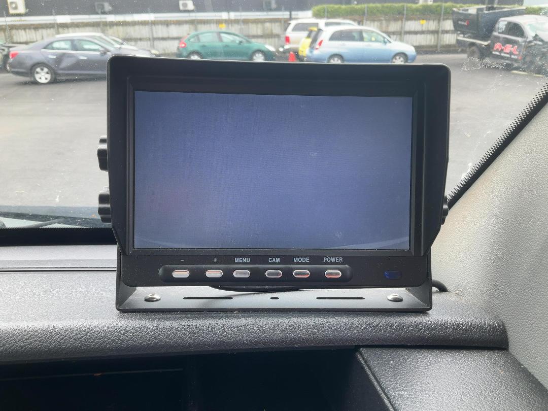 Photo '40' of Mercedes-Benz Sprinter Camper 519 CDI 4325L Box Body Photo '40' of Mercedes-Benz Sprinter Camper 519 CDI 4325L Box Body