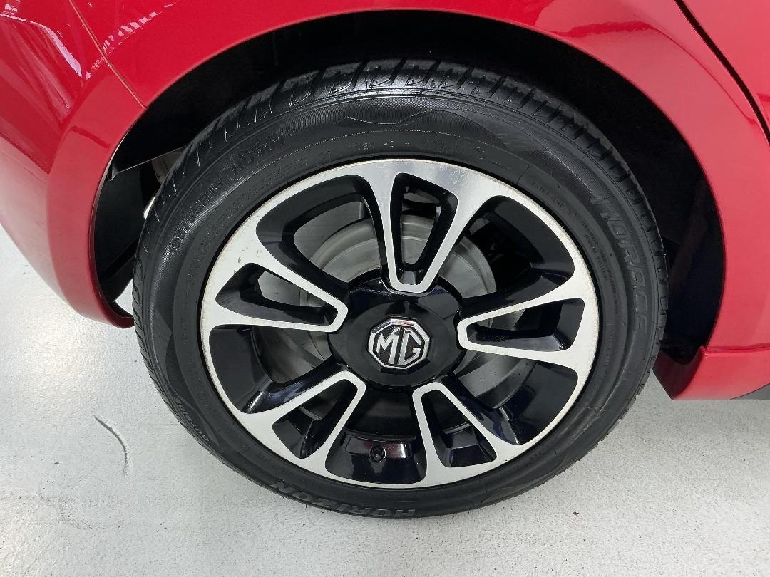 Photo '12' of MG 3 Photo '12' of MG 3