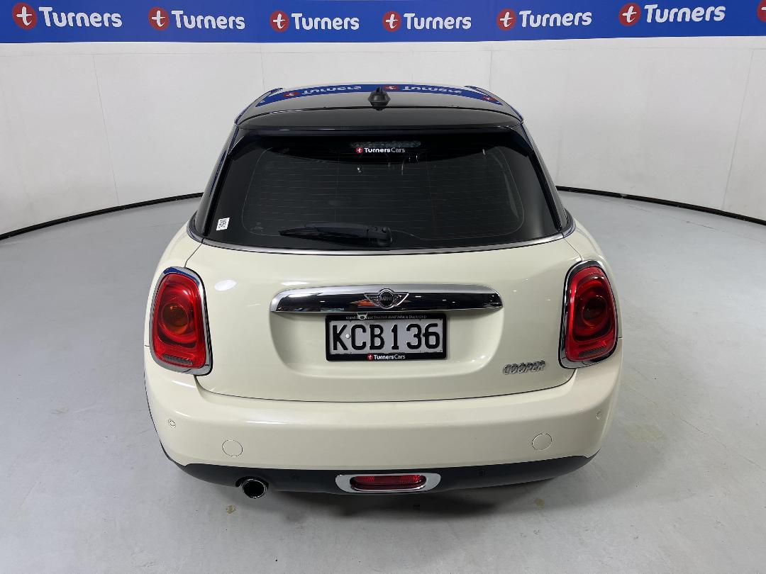 Photo '6' of Mini Hatch