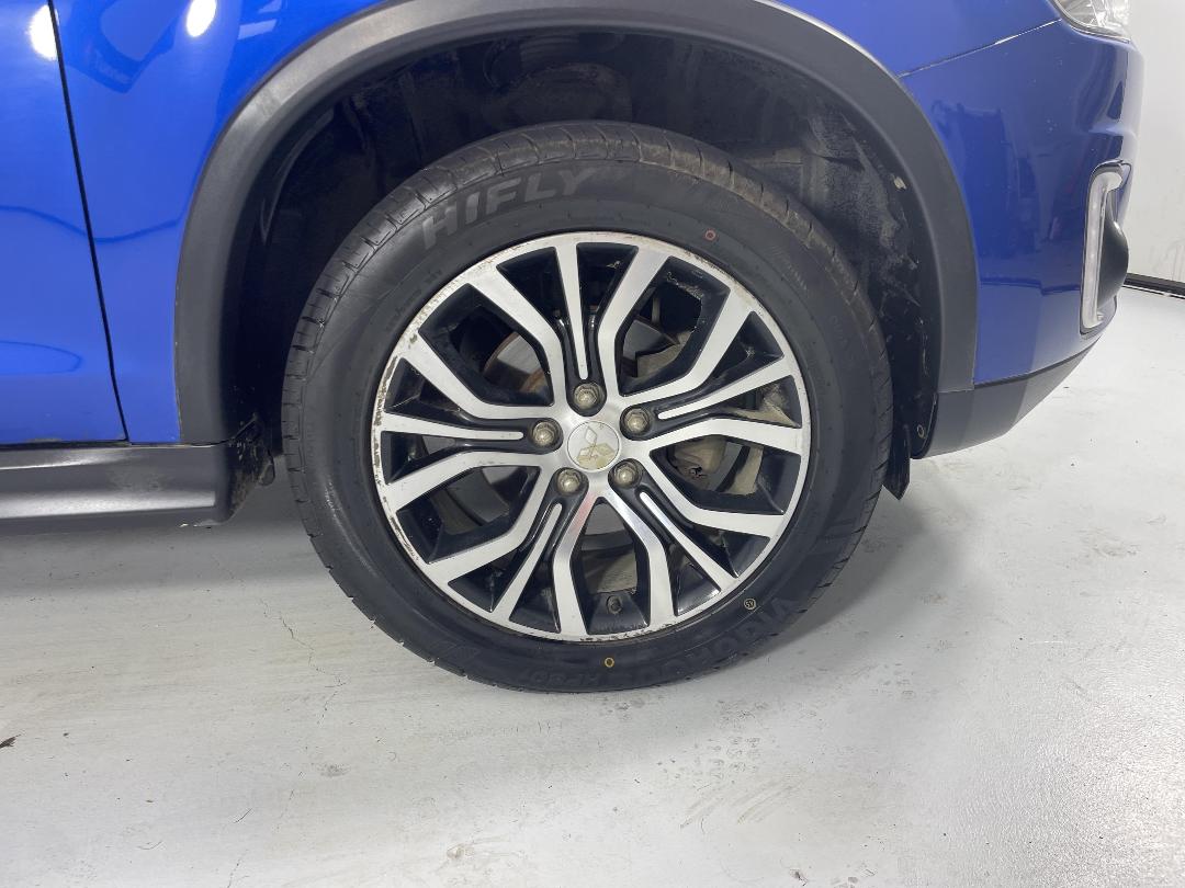 Photo '9' of Mitsubishi ASX