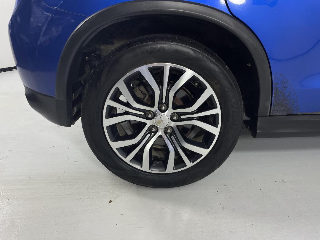 Photo '12' of Mitsubishi ASX