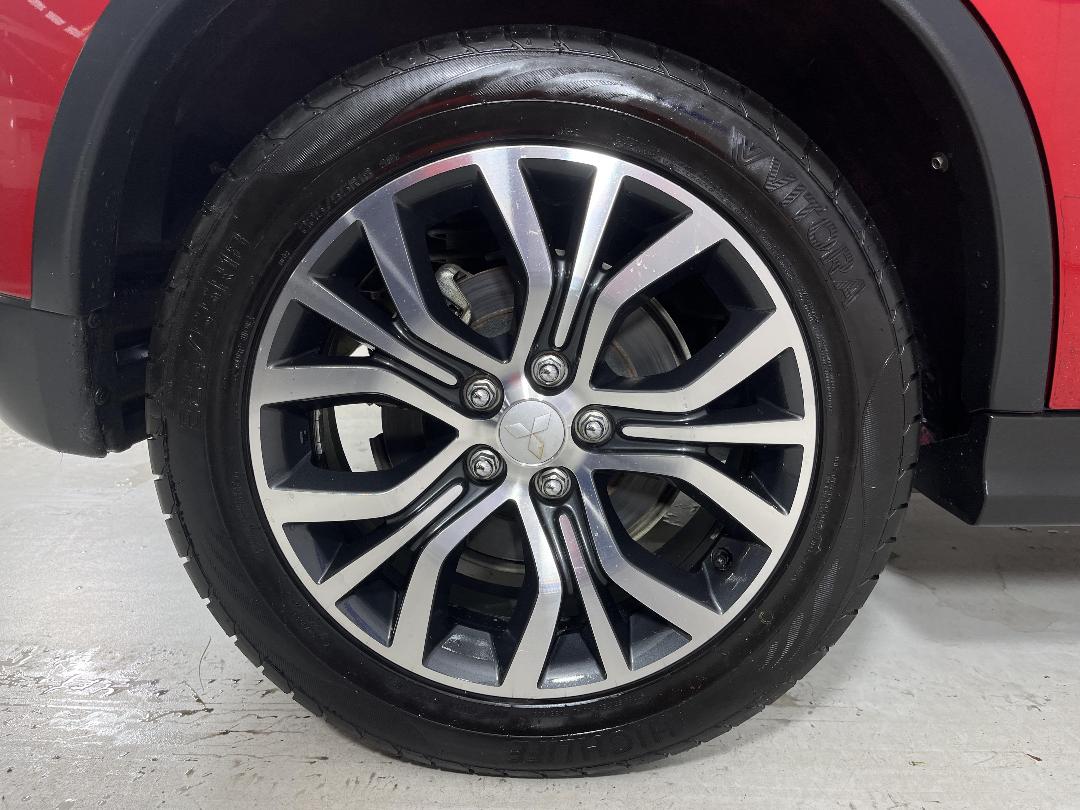 Photo '12' of Mitsubishi ASX