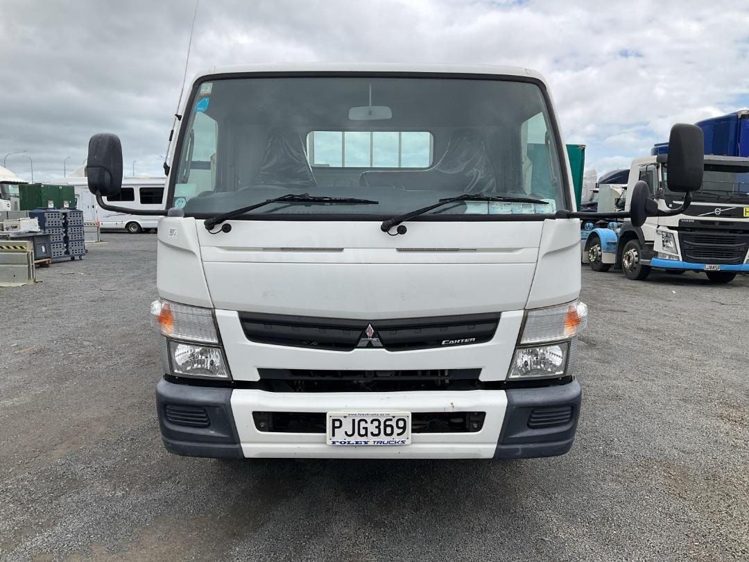 Photo '10' of Mitsubishi Canter FLAT DECK Flat Deck