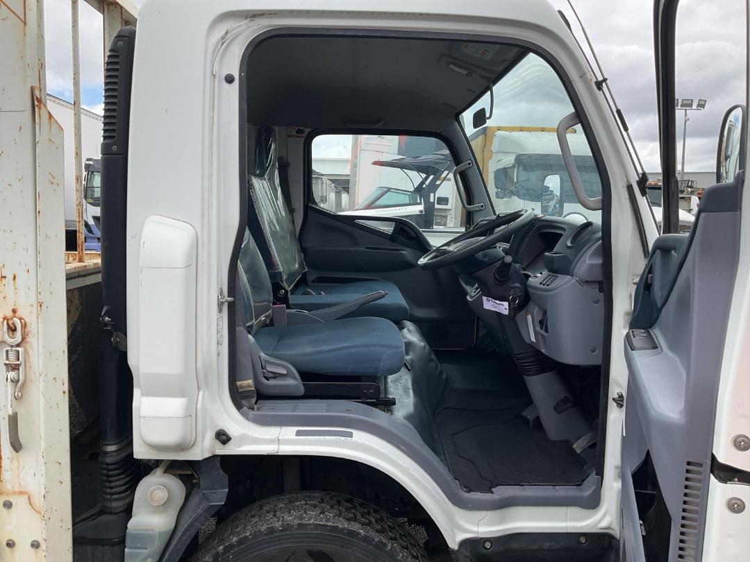 Photo '12' of Mitsubishi Canter FLAT DECK Flat Deck