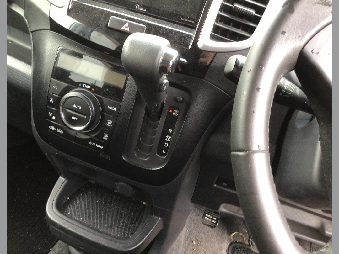 Photo '16' of Mitsubishi Delica D2 Photo '16' of Mitsubishi Delica D2