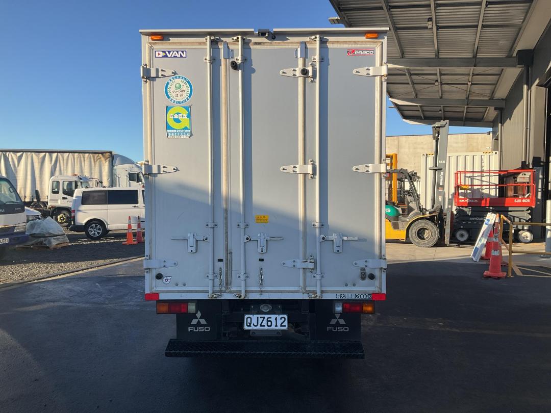 Photo '6' of Mitsubishi Fuso Canter Box Body