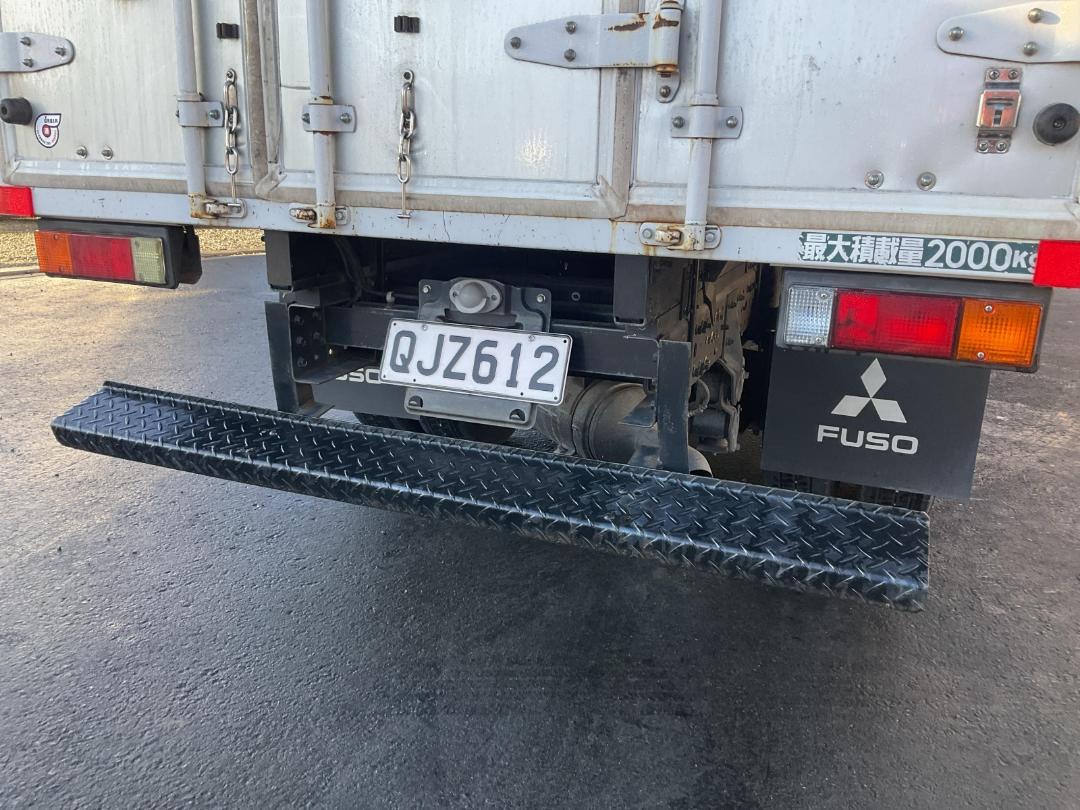 Photo '28' of Mitsubishi Fuso Canter Box Body