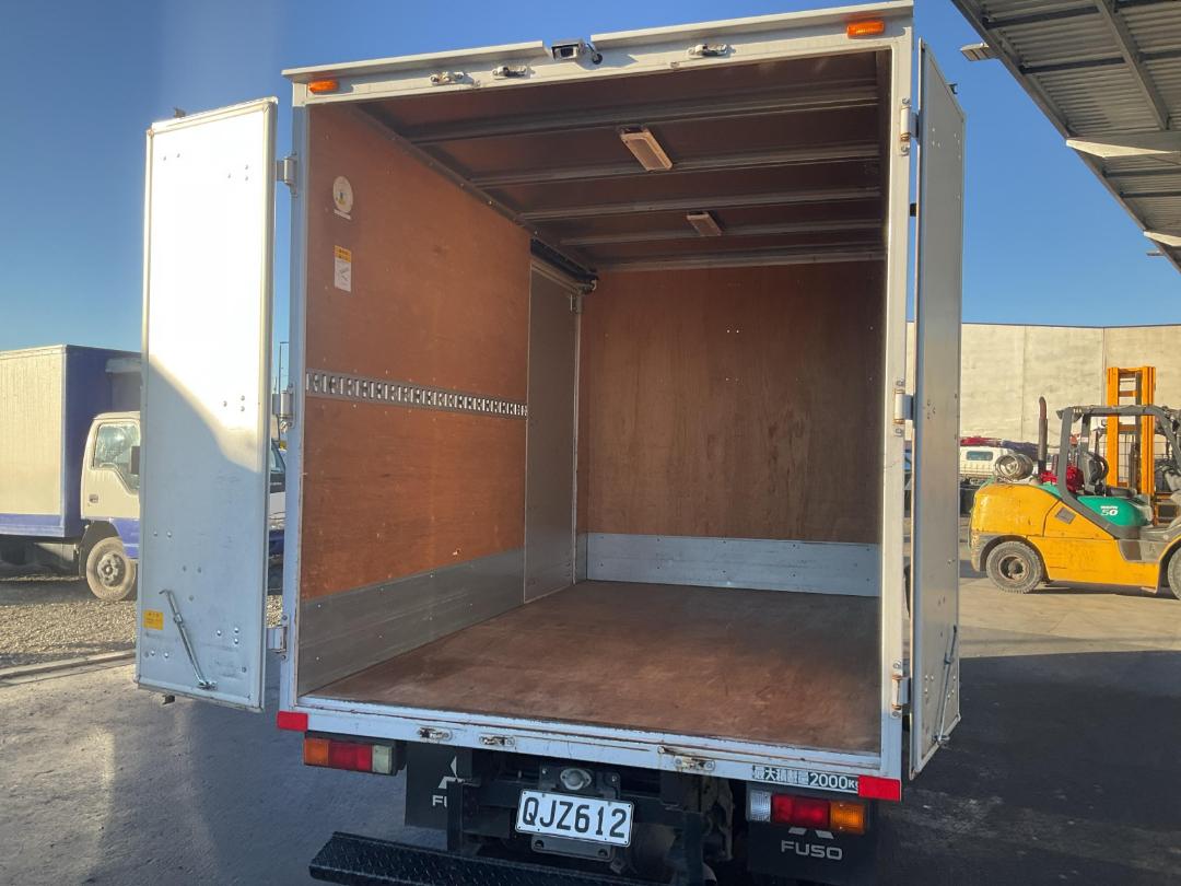 Photo '13' of Mitsubishi Fuso Canter Box Body