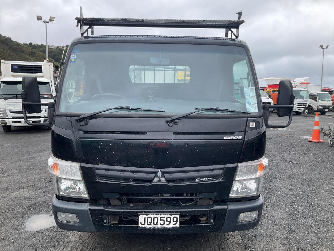 Photo '11' of MITSUBISHI FUSO CANTER FEB60E2 EURO 5 - 616 Flat Deck