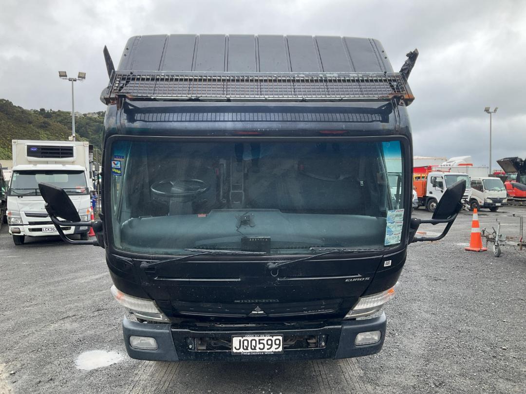 Photo '12' of MITSUBISHI FUSO CANTER FEB60E2 EURO 5 - 616 Flat Deck