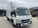 Thumbnail '1' of Mitsubishi Fuso Canter HEV75E2 EURO5 HYBRID Box Body