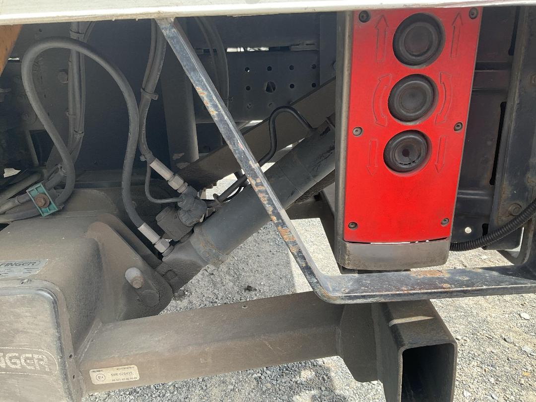 Photo '22' of Mitsubishi Fuso Canter HEV60E2 Box Body