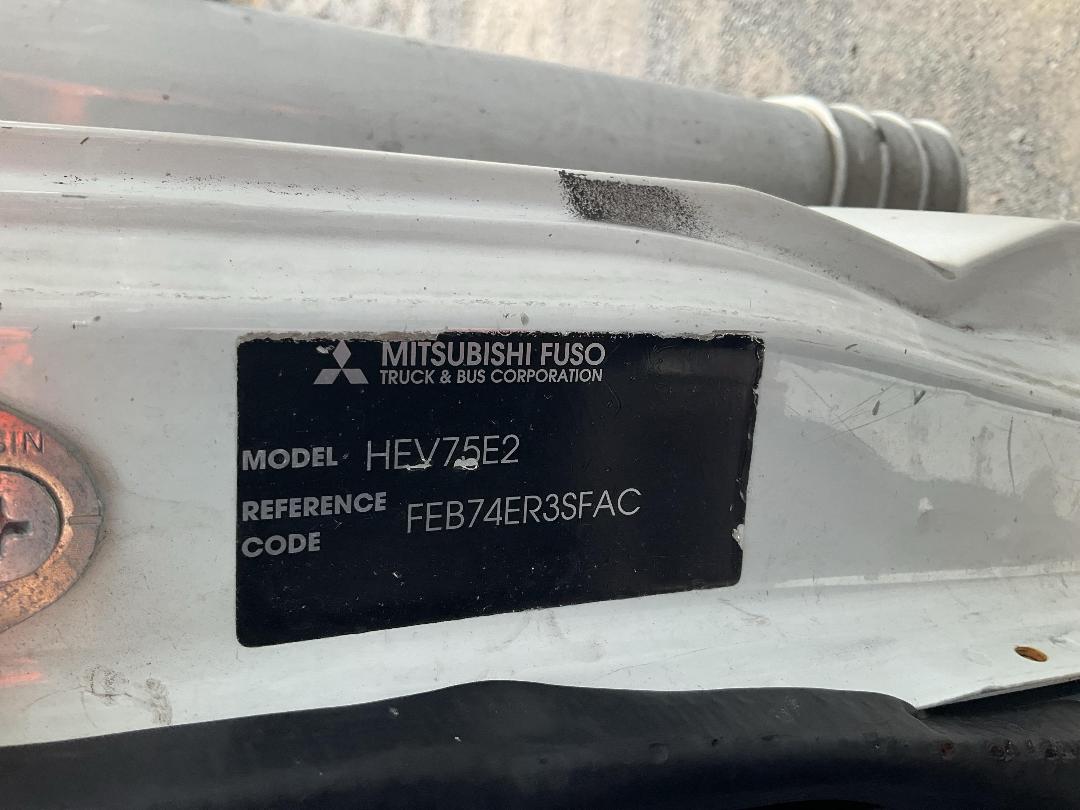 Photo '28' of Mitsubishi Fuso Canter HEV60E2 Box Body