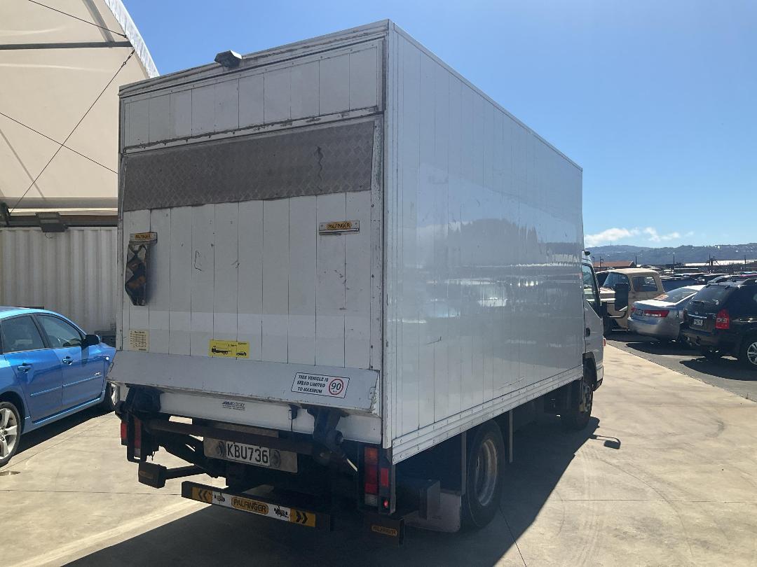 Photo '4' of Mitsubishi Fuso Canter HEV60E2 Box Body