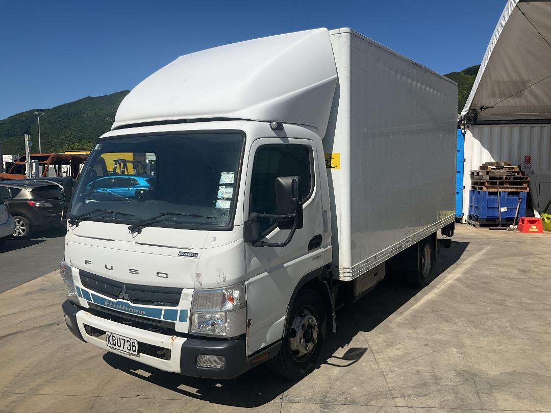 Photo '11' of Mitsubishi Fuso Canter HEV60E2 Box Body