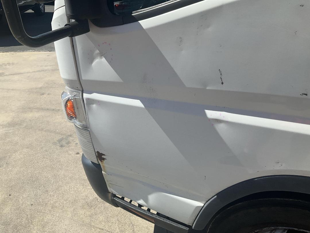 Photo '16' of Mitsubishi Fuso Canter HEV60E2 Box Body