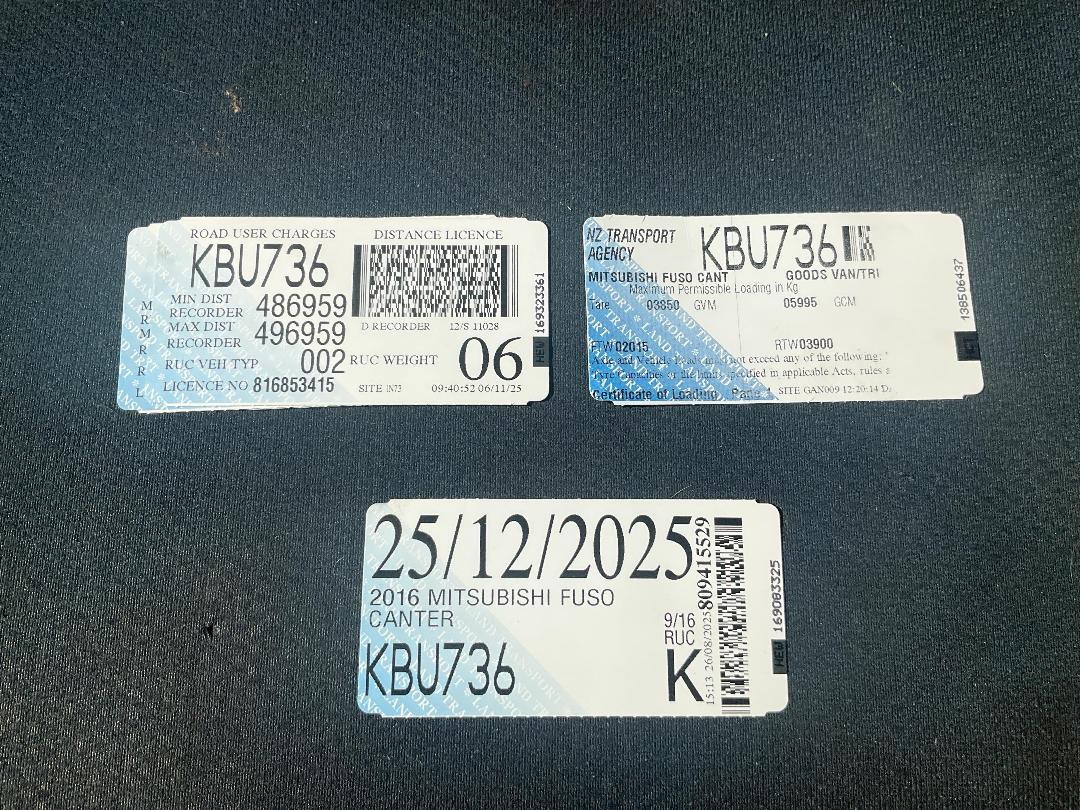 Photo '29' of Mitsubishi Fuso Canter HEV60E2 Box Body