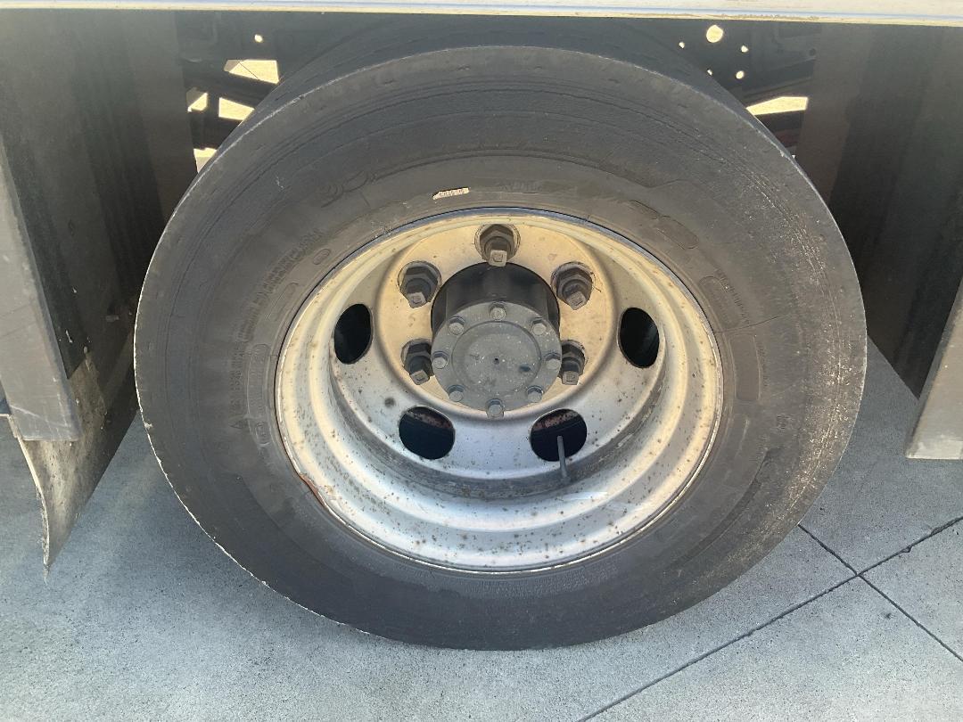 Photo '36' of Mitsubishi Fuso Canter HEV60E2 Box Body