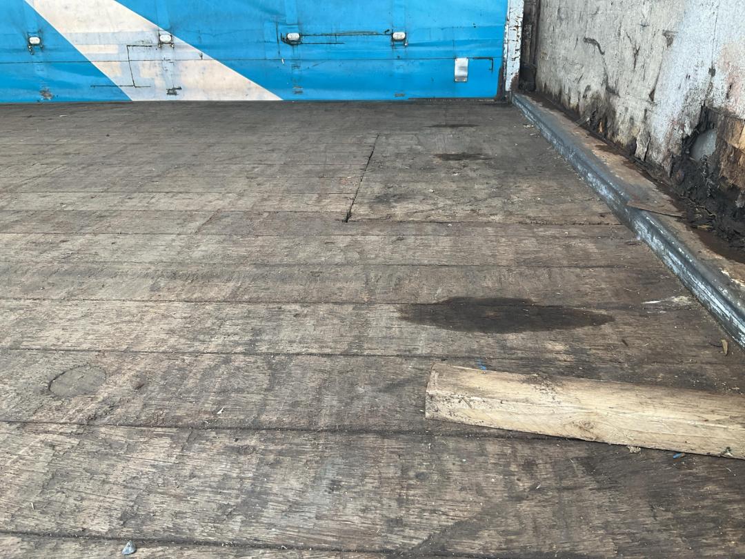 Photo '28' of Mitsubishi Fuso Fighter FM280M1 Curtainsider