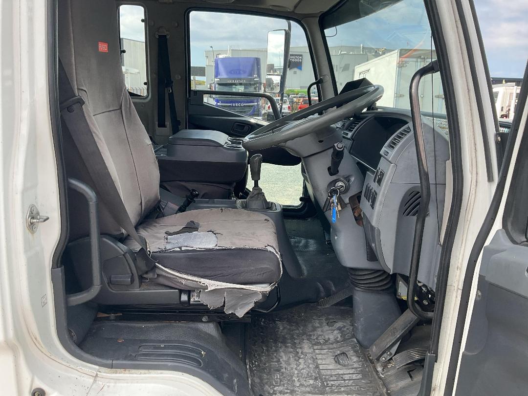 Photo '11' of Mitsubishi Fuso Fighter FK250K1D Box Body