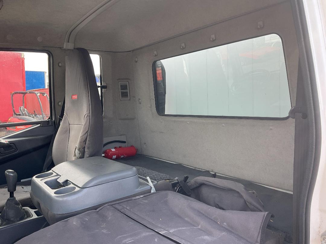 Photo '22' of Mitsubishi Fuso Fighter FK250K1D Box Body