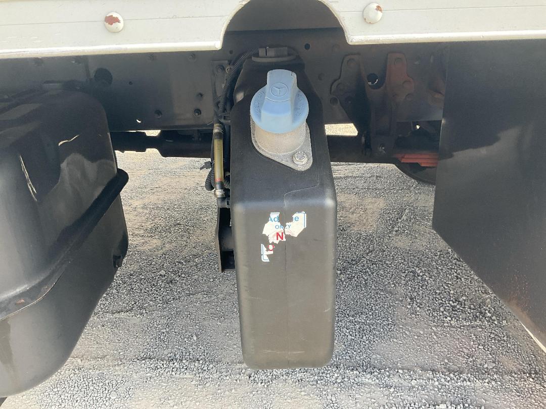 Photo '24' of Mitsubishi Fuso Fighter FK250K1D Box Body