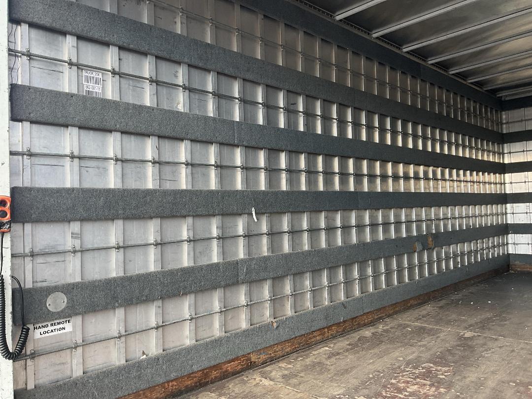 Photo '35' of Mitsubishi Fuso Fighter FK250K1D Box Body