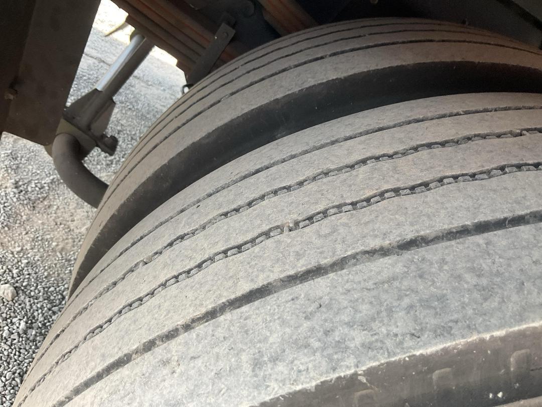 Photo '49' of Mitsubishi Fuso Fighter FK250K1D Box Body