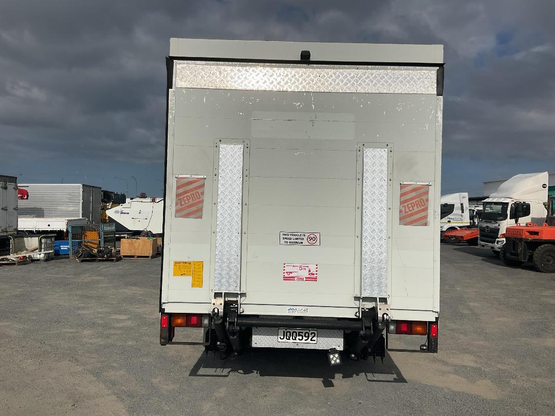 Photo '5' of Mitsubishi Fuso Fighter FK250K1D Box Body