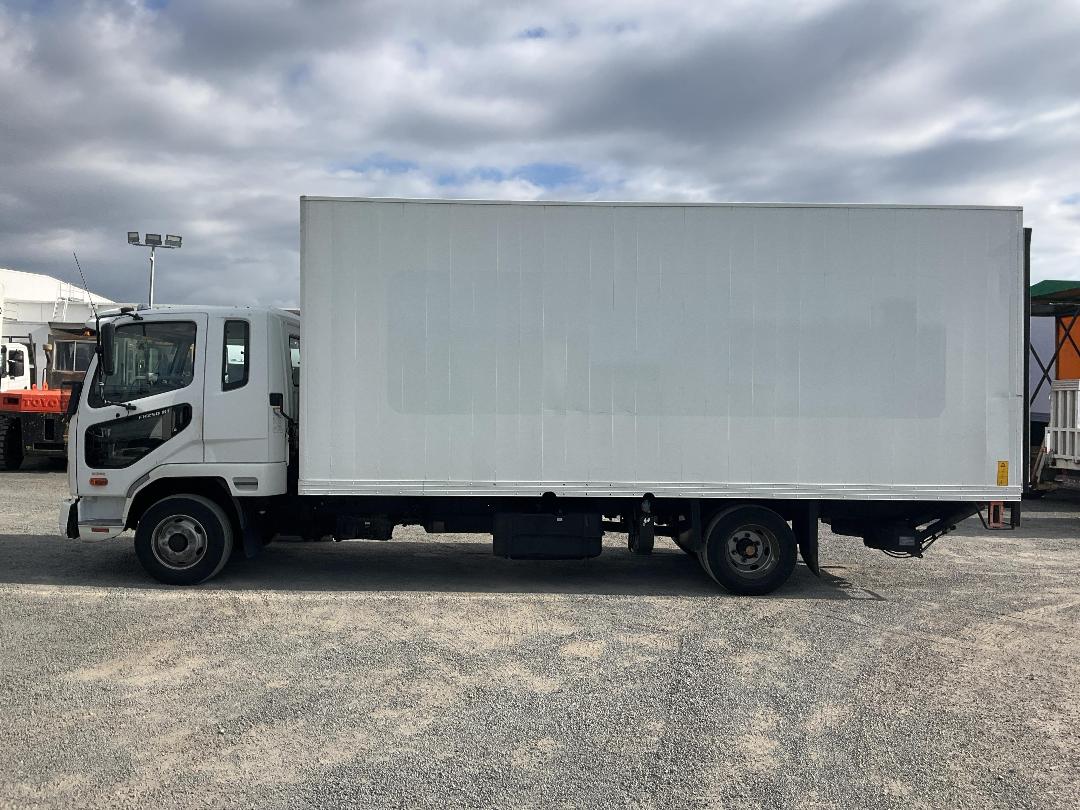 Photo '7' of Mitsubishi Fuso Fighter FK250K1D Box Body