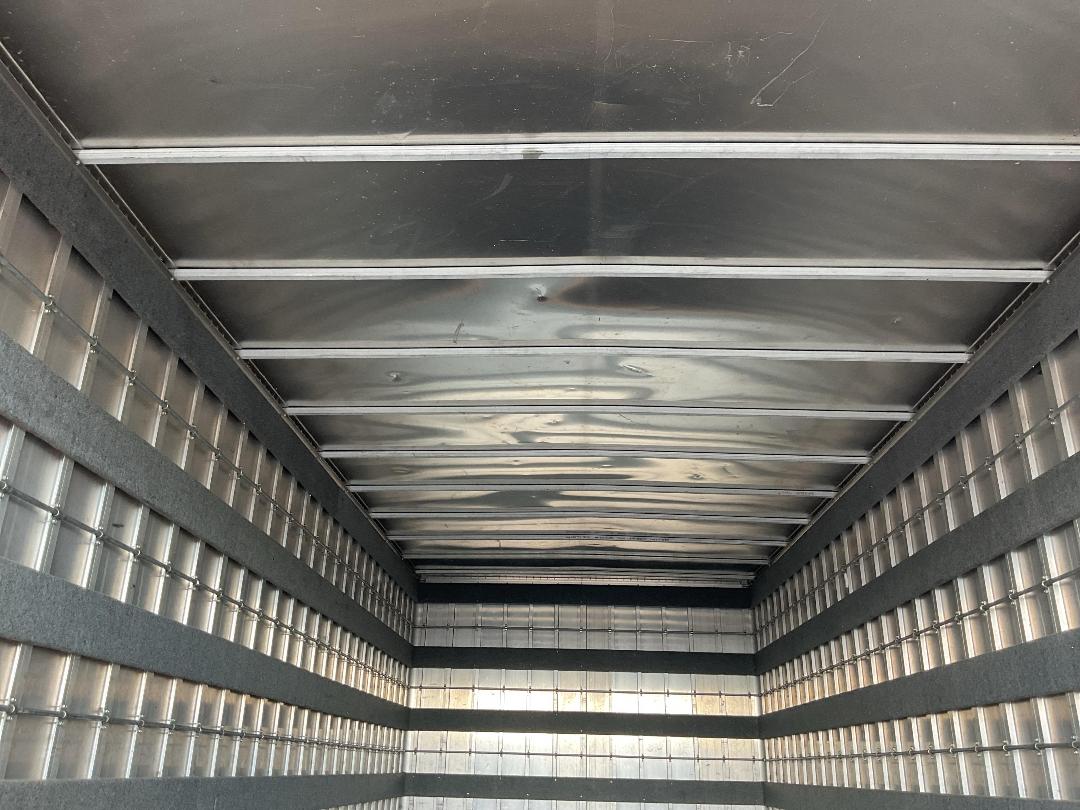 Photo '32' of Mitsubishi Fuso Fighter FK250K1D Box Body