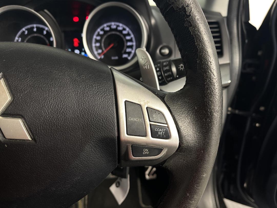 Photo '27' of Mitsubishi Lancer