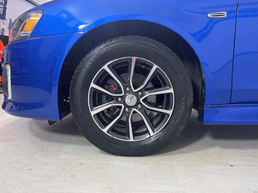 Photo '10' of Mitsubishi Lancer Photo '10' of Mitsubishi Lancer