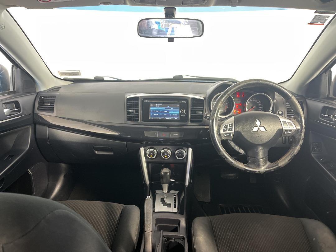 Photo '17' of Mitsubishi Lancer Photo '17' of Mitsubishi Lancer