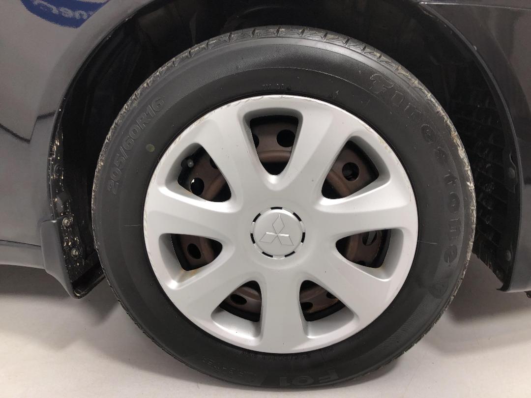 Photo '9' of Mitsubishi Lancer