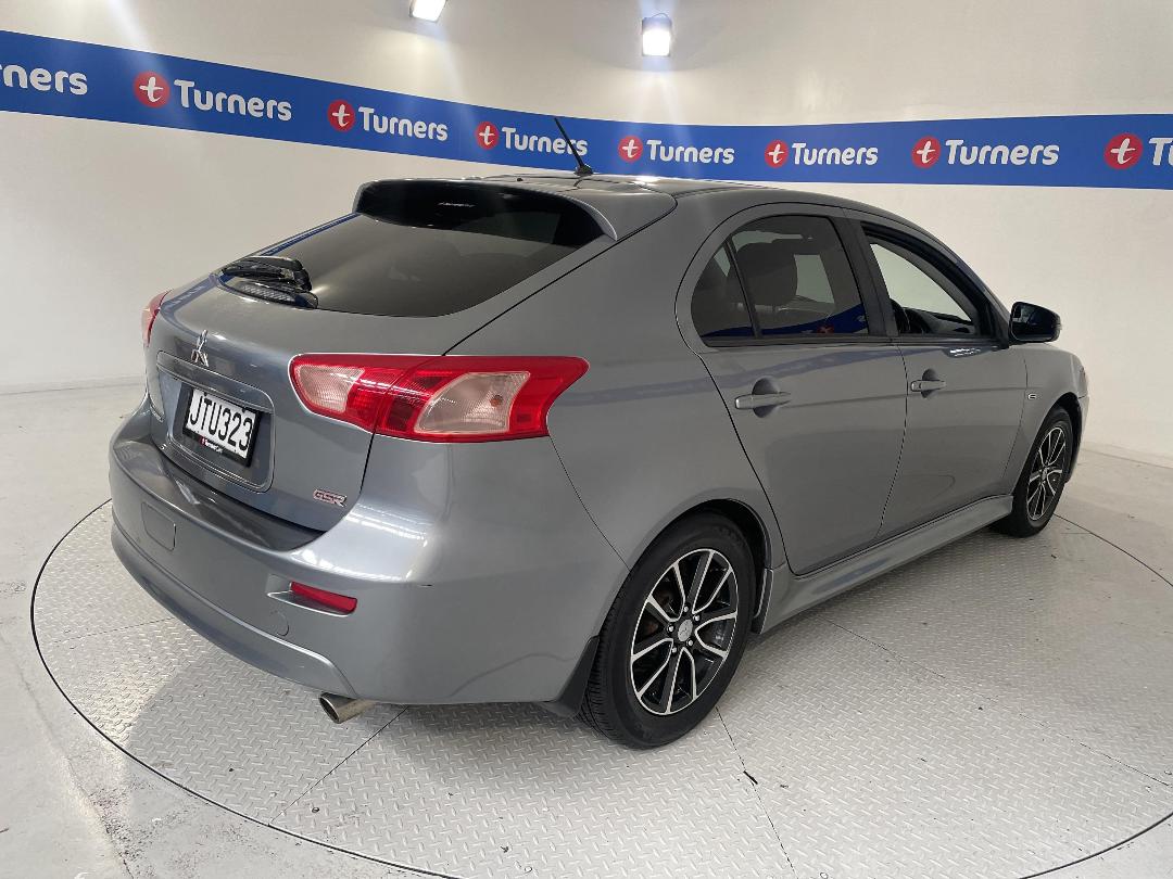 Photo '7' of Mitsubishi Lancer