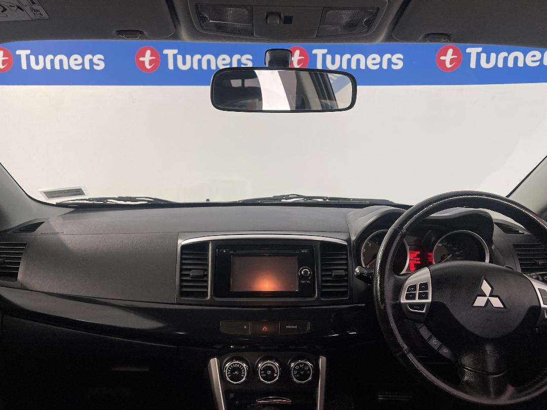 Photo '17' of Mitsubishi Lancer