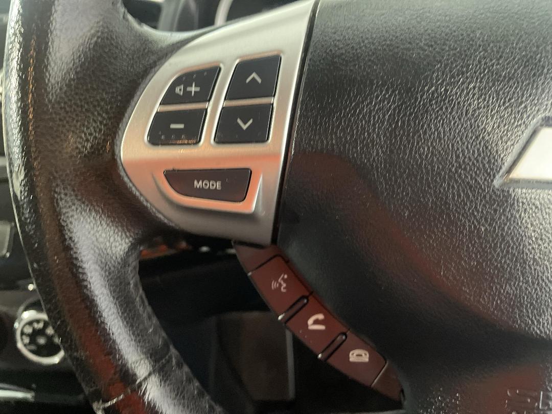 Photo '27' of Mitsubishi Lancer