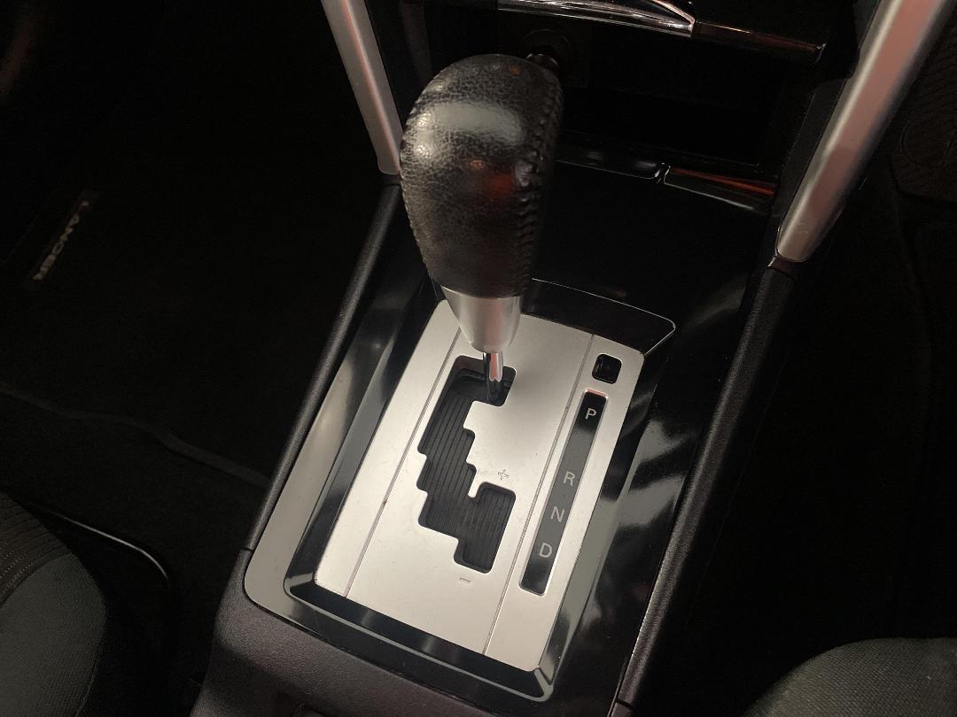 Photo '32' of Mitsubishi Lancer