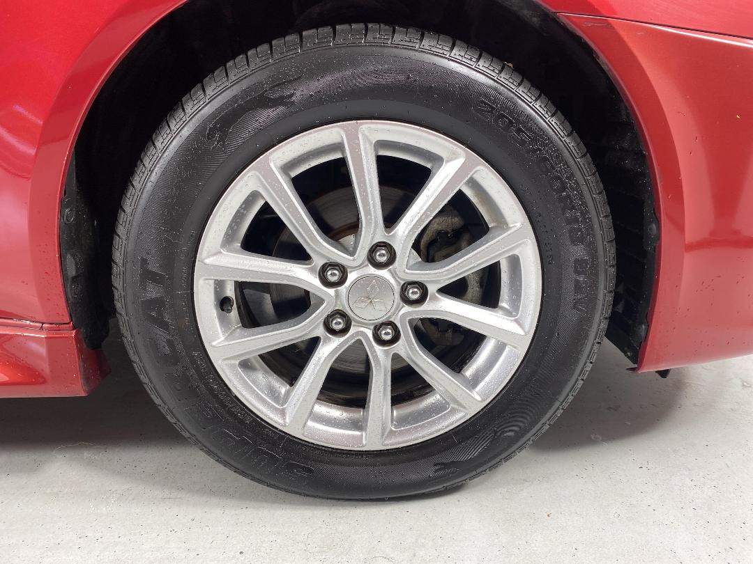 Photo '9' of Mitsubishi Lancer Photo '9' of Mitsubishi Lancer