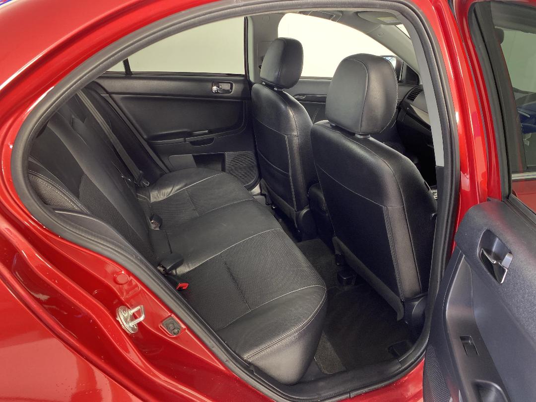 Photo '20' of Mitsubishi Lancer Photo '20' of Mitsubishi Lancer