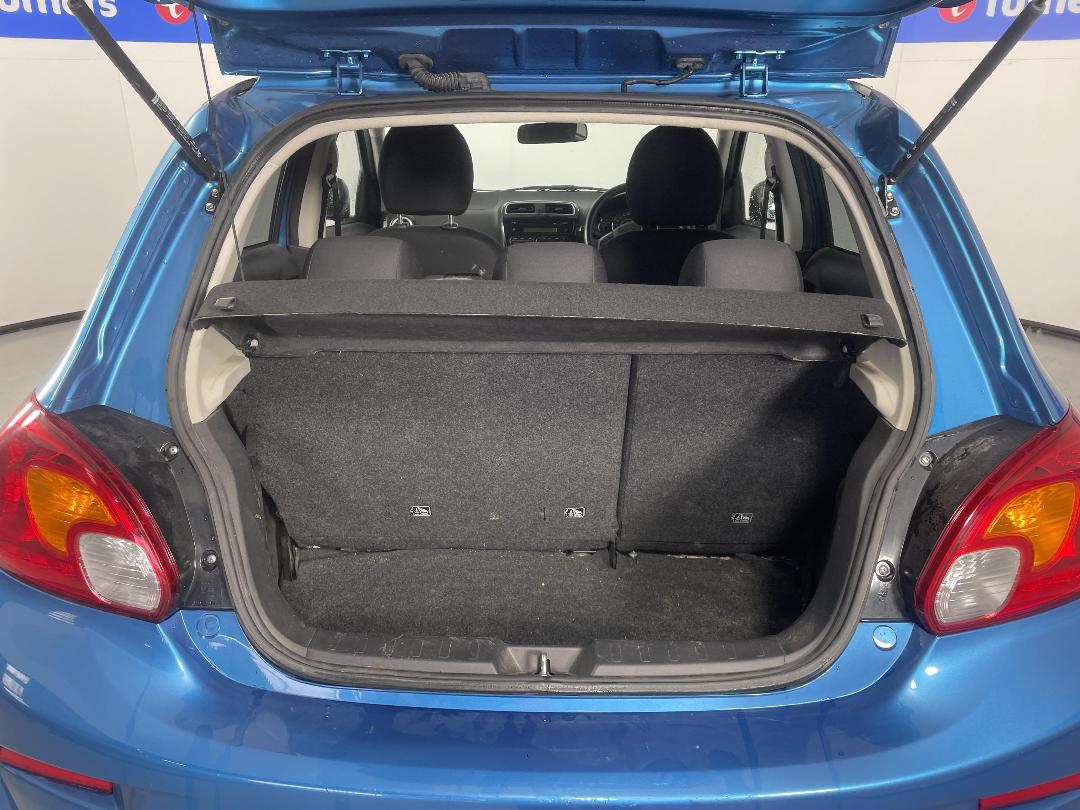 Photo '14' of Mitsubishi Mirage