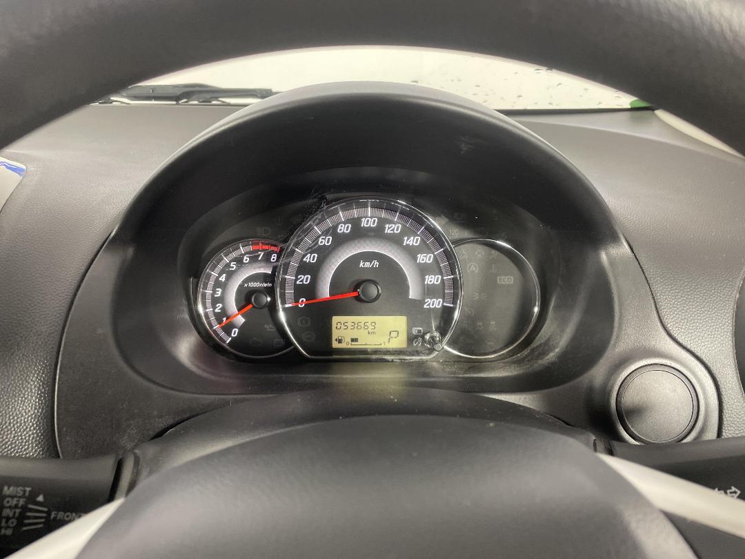 Photo '21' of Mitsubishi Mirage