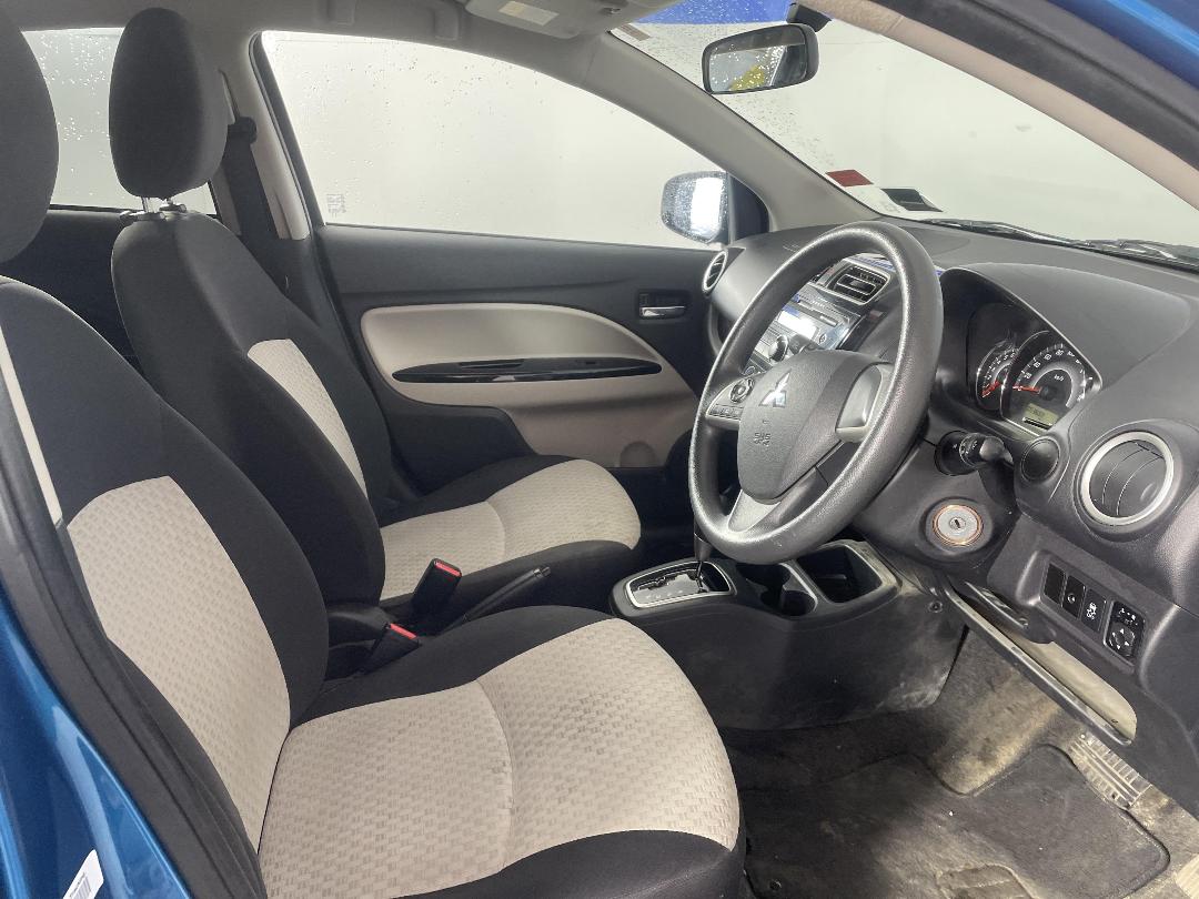 Photo '16' of Mitsubishi Mirage