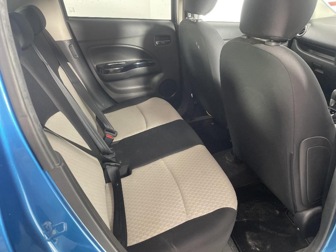 Photo '20' of Mitsubishi Mirage