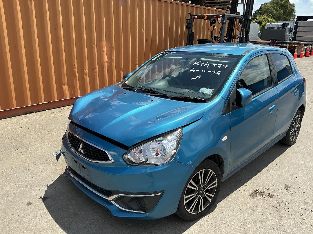 Photo '3' of Mitsubishi Mirage XLS Photo '3' of Mitsubishi Mirage XLS