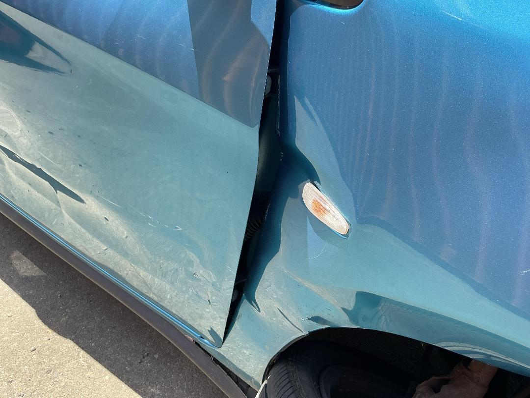 Photo '10' of Mitsubishi Mirage XLS Photo '10' of Mitsubishi Mirage XLS