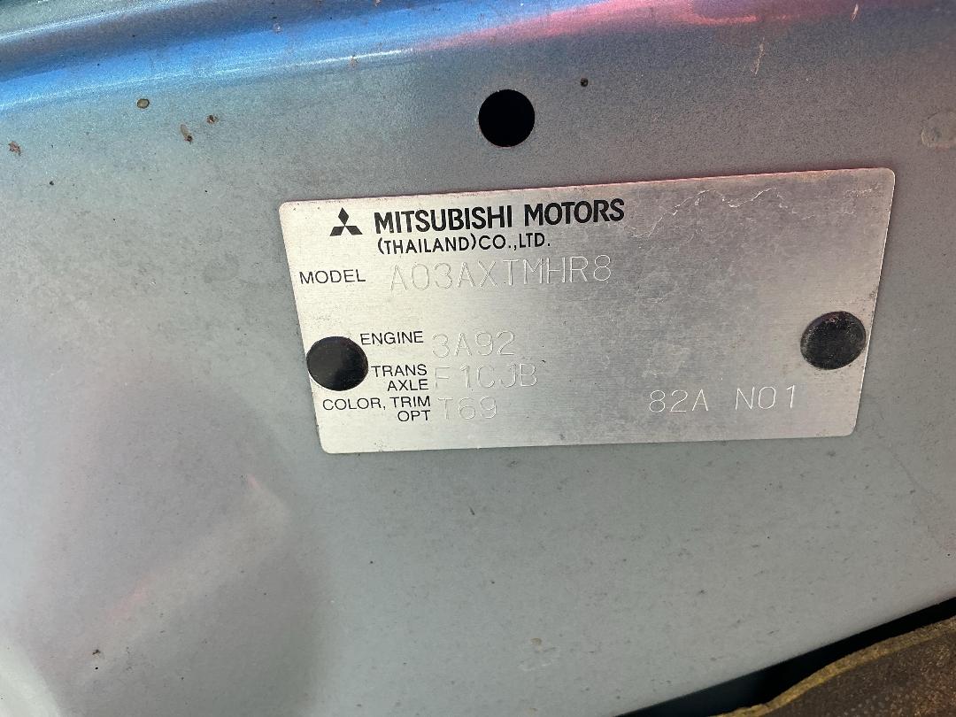 Photo '12' of Mitsubishi Mirage XLS Photo '12' of Mitsubishi Mirage XLS